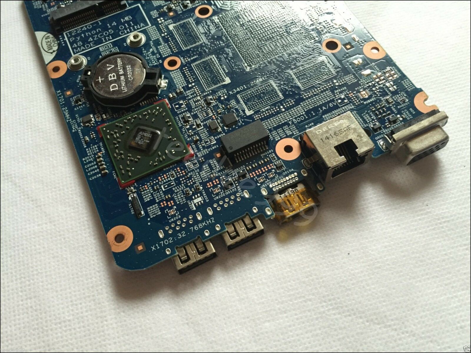 Main VGA Share Chipset HM86 Suport CPU Thế hê 4