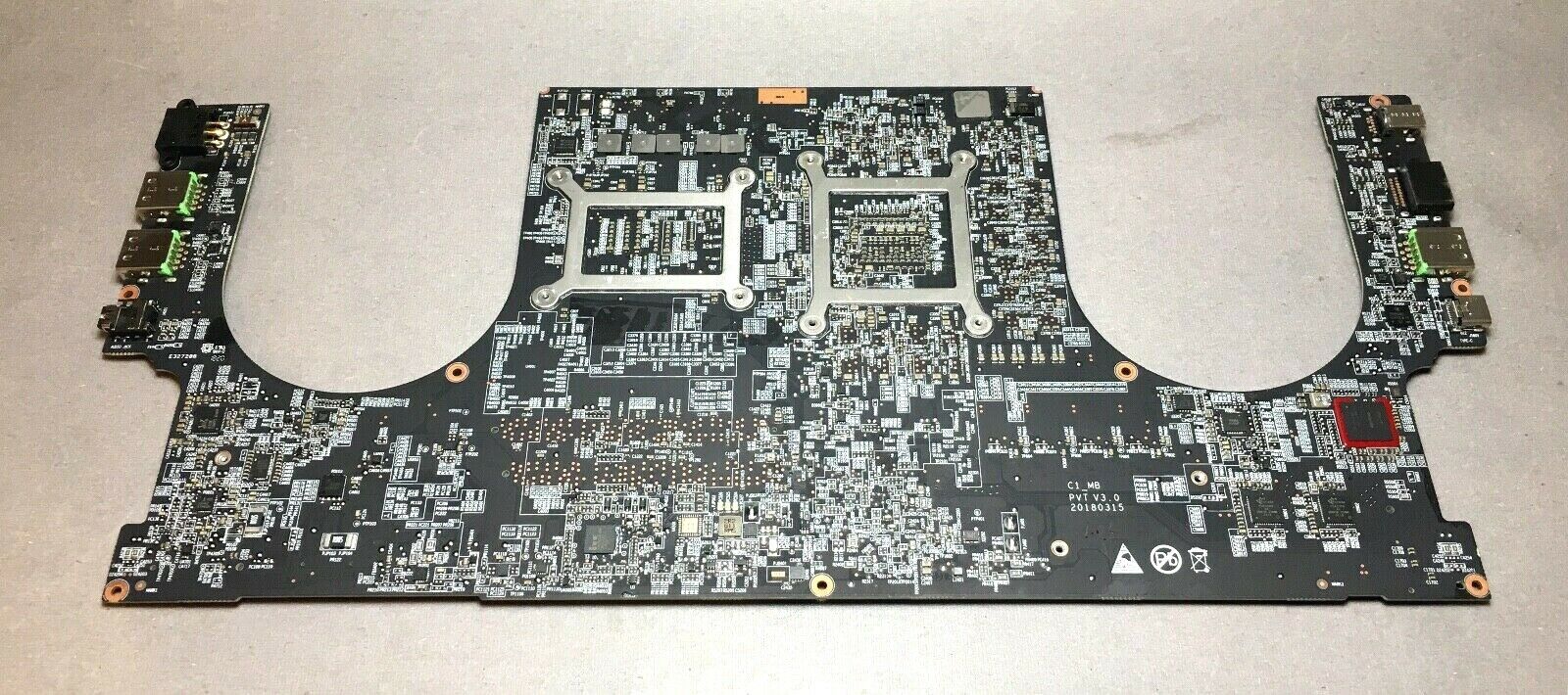 Main CPU I7-8750HQ VGA GTX1050