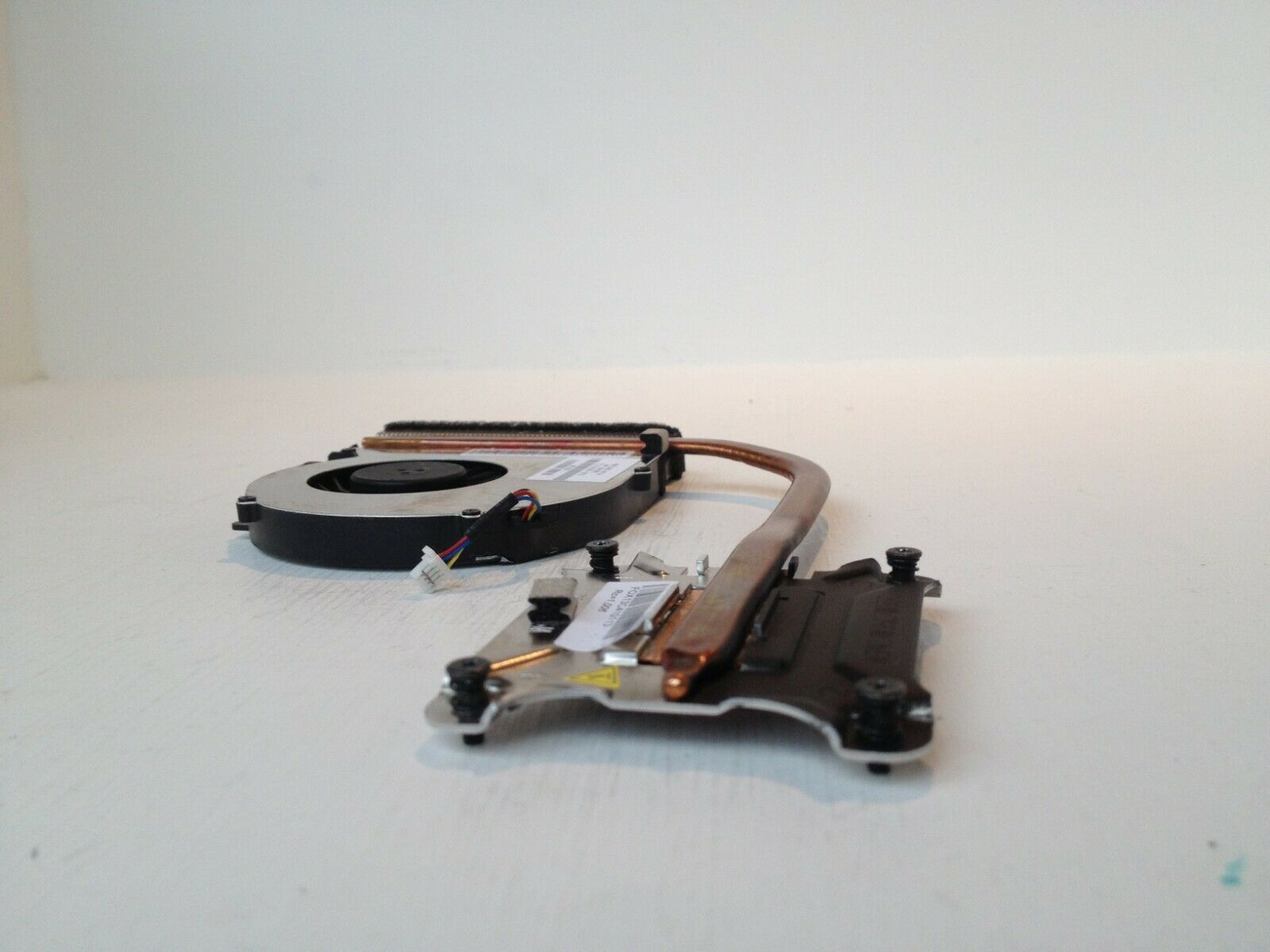 Tản Dùng cho Main VGA Share