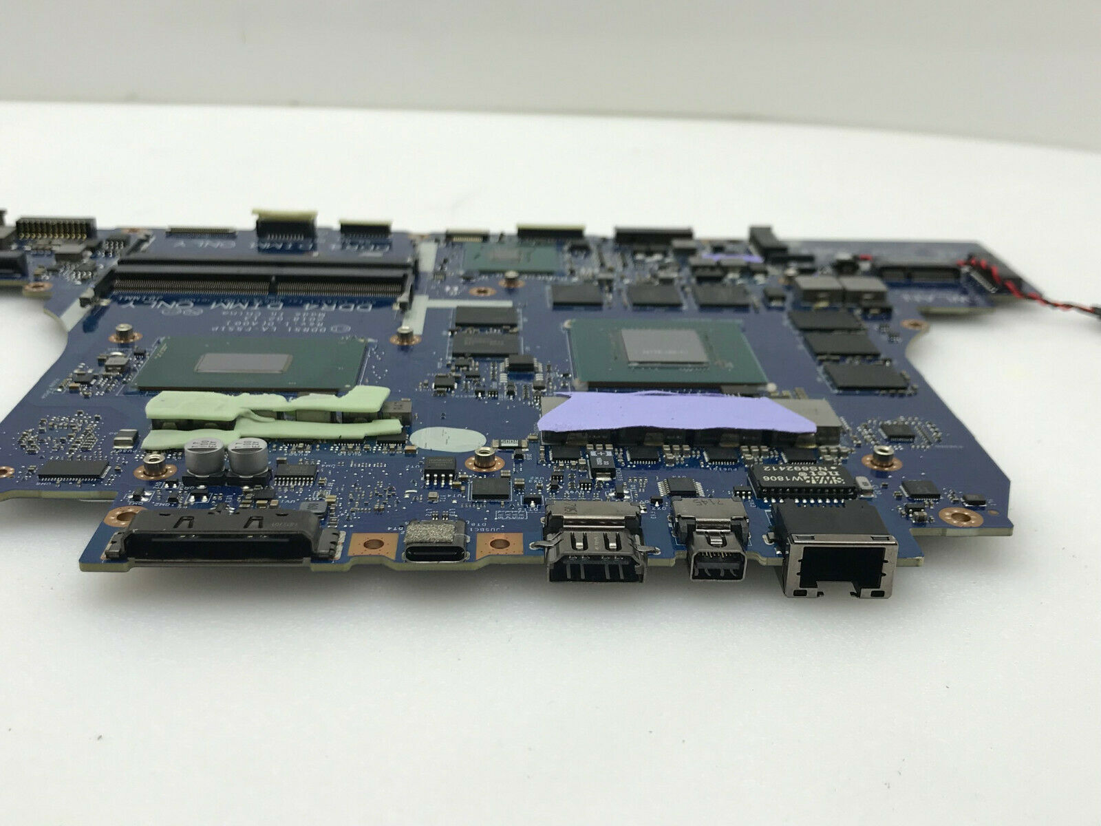 Main CPU I7-7700HQ VGA GTX1060 6GB