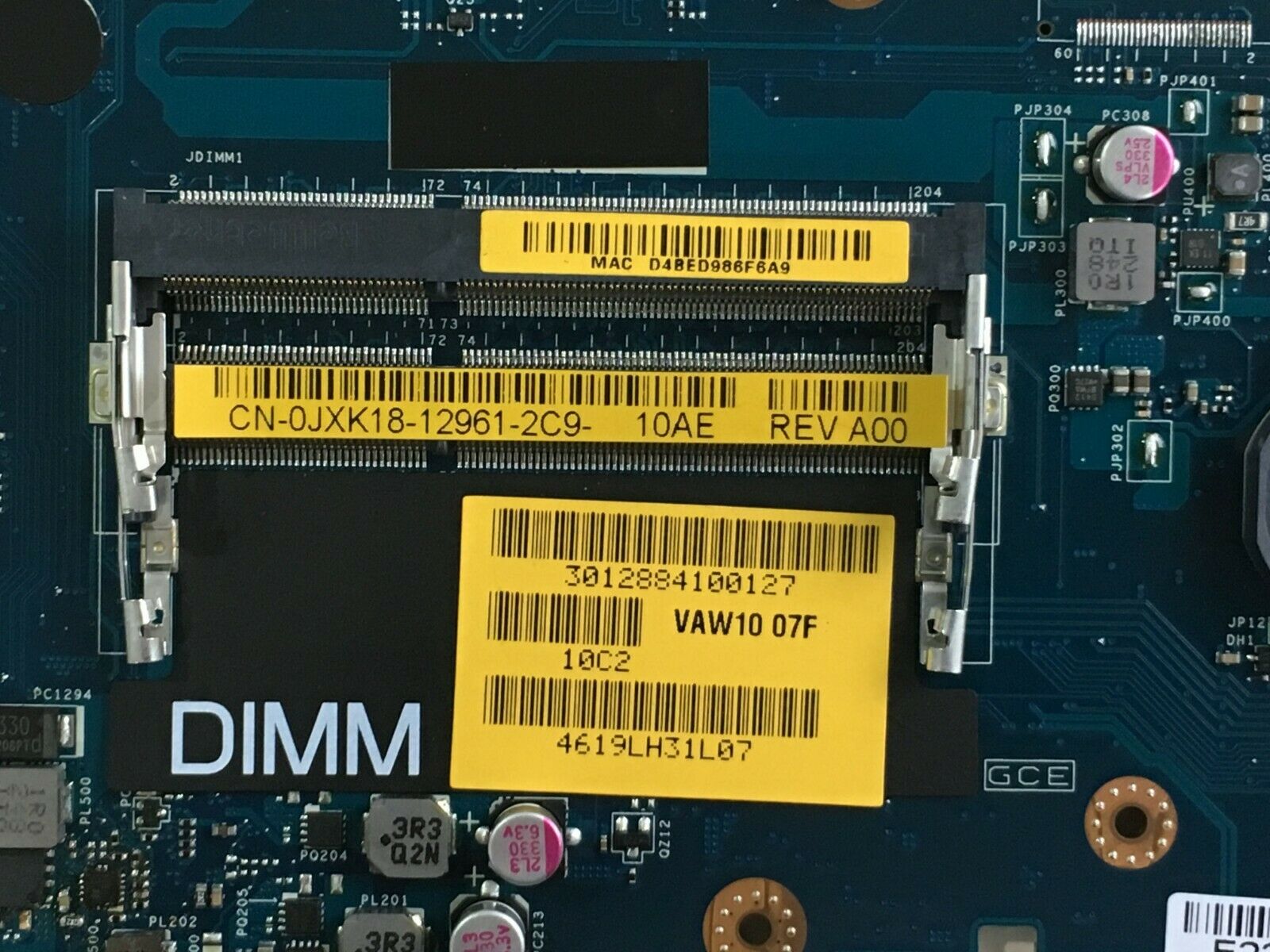 Main CPU I3-4010U VGA Share