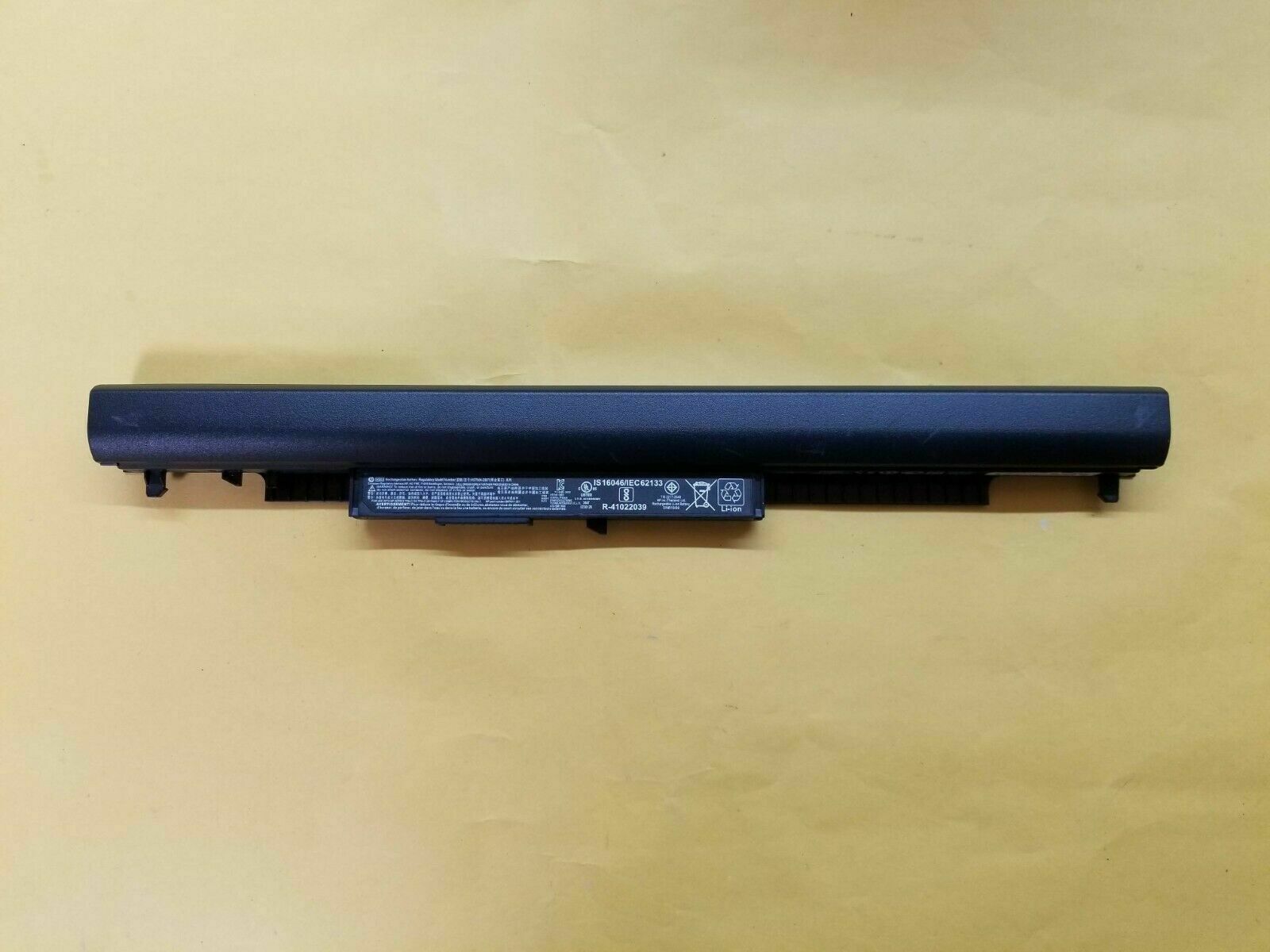 Thay Pin Laptop HP Pavilion 15-AC 15-AY 15-AF 15-BF 15-BA 15-BN 250 G4 255 G4 250 G5 255 G5 HS03 HS04 HSTNN-LB6U HSTNN-LB6V