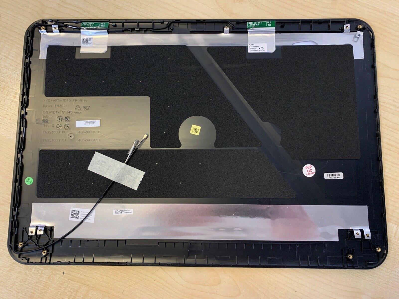 Mặt D Màu Đen Cổng HDMI