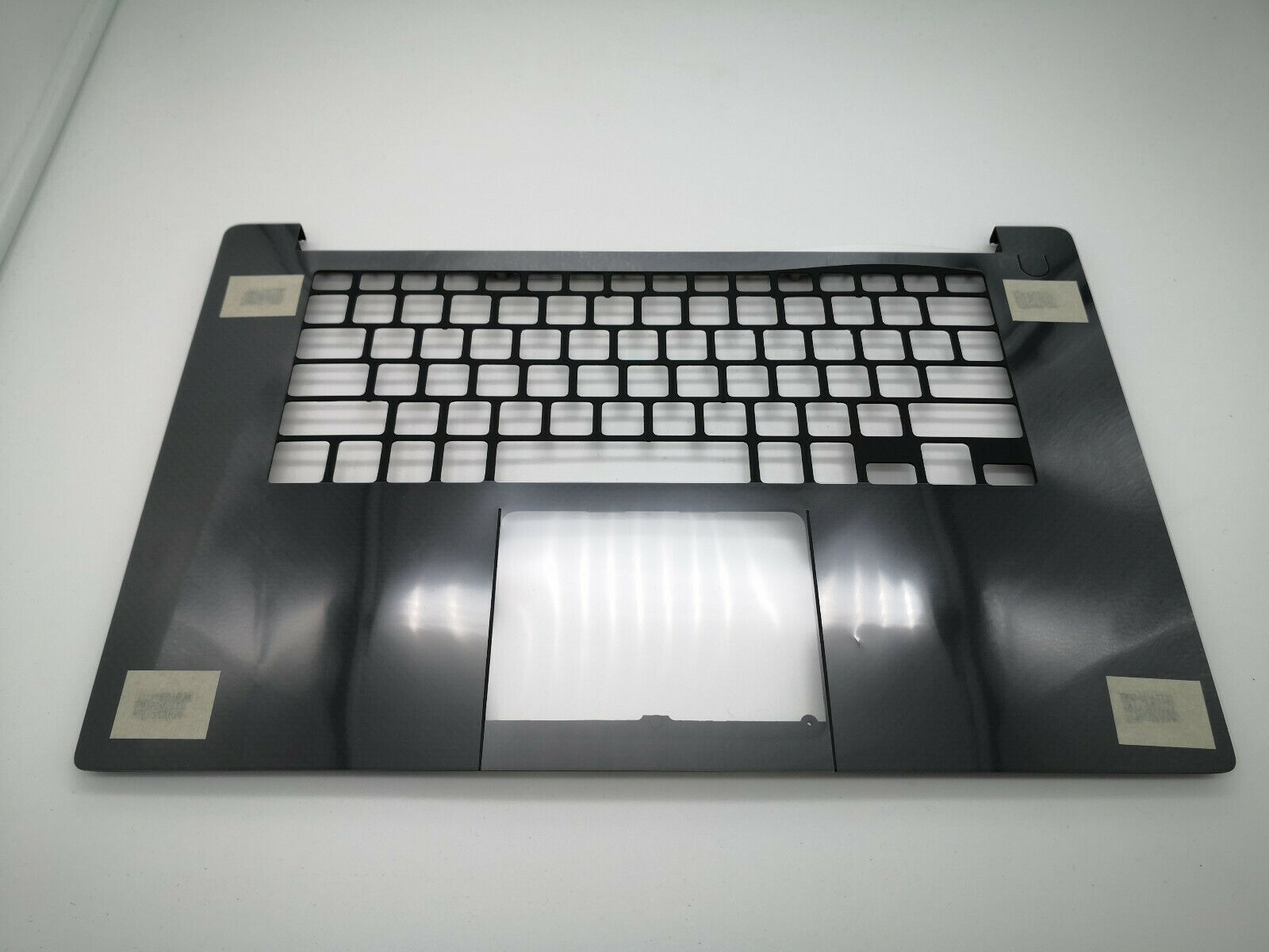 Thay Vỏ Laptop Dell XPS 15 9550