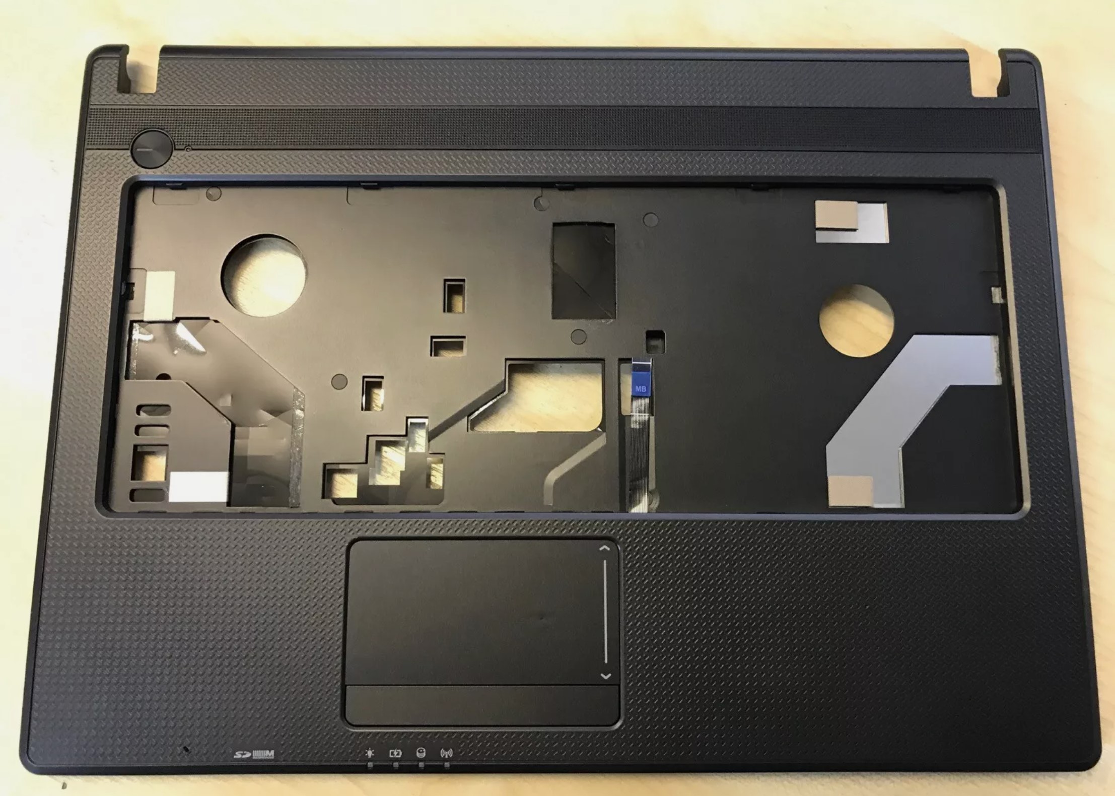 Thay vỏ Laptop Acer 4733z