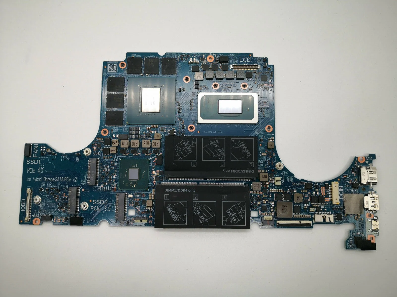 Main Dell Inspiron 16 Plus 7610