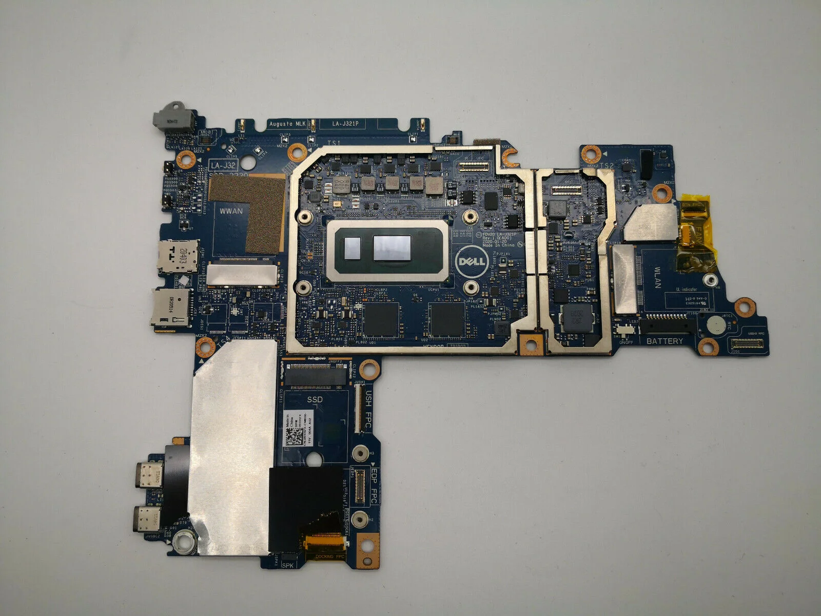 Main Dell Latitude 7210 2-In-1