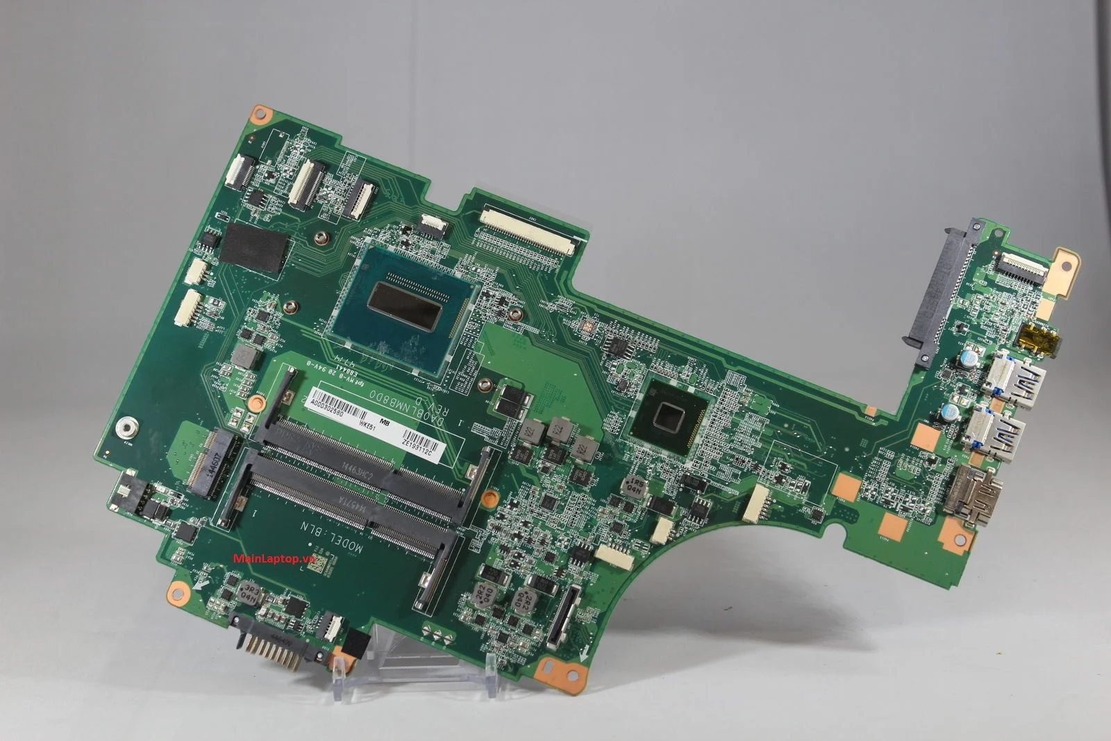 Main Toshiba Satellite s55t