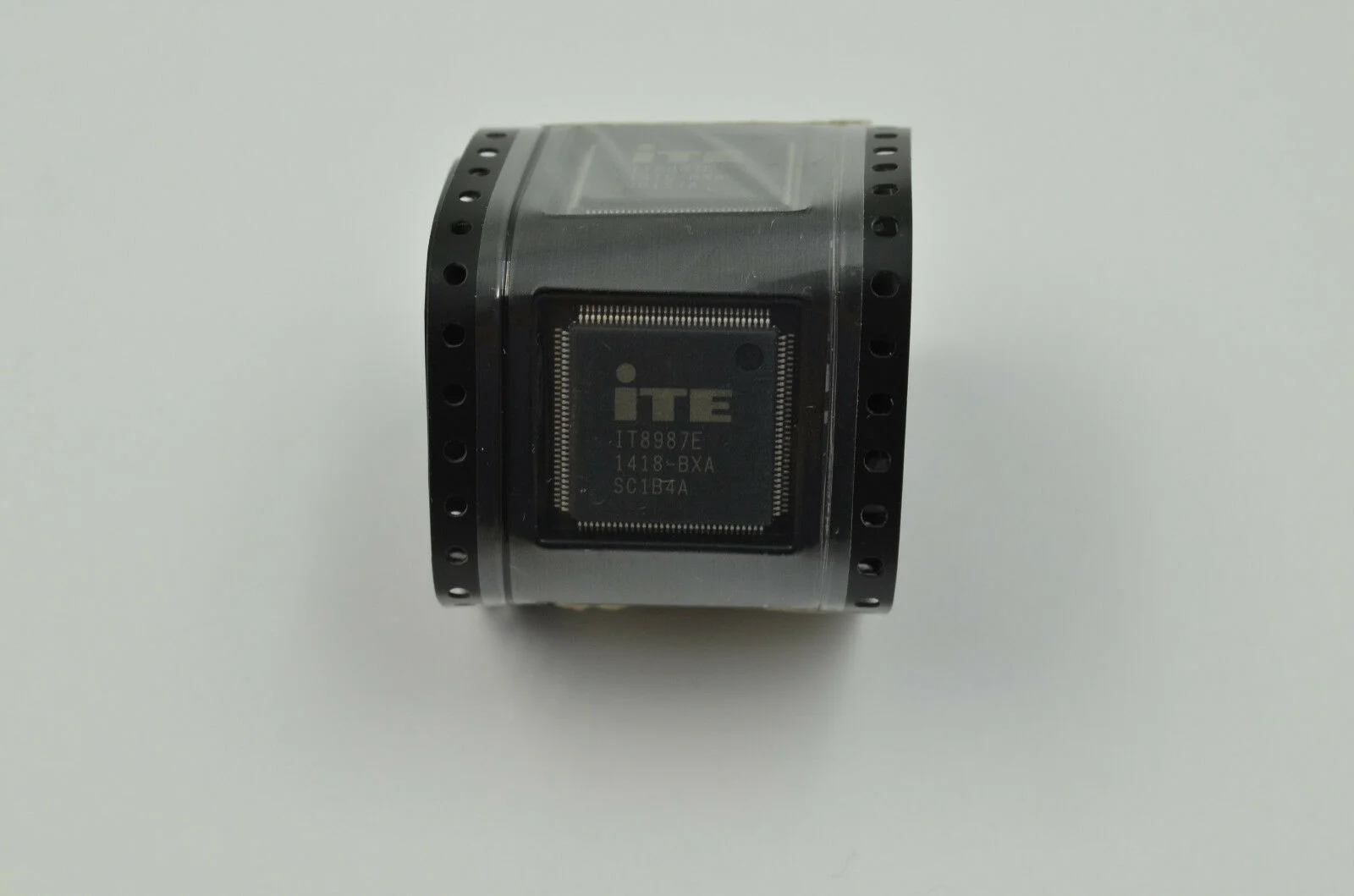 IT8987E IT8987E-BXS IT8987E-CXA