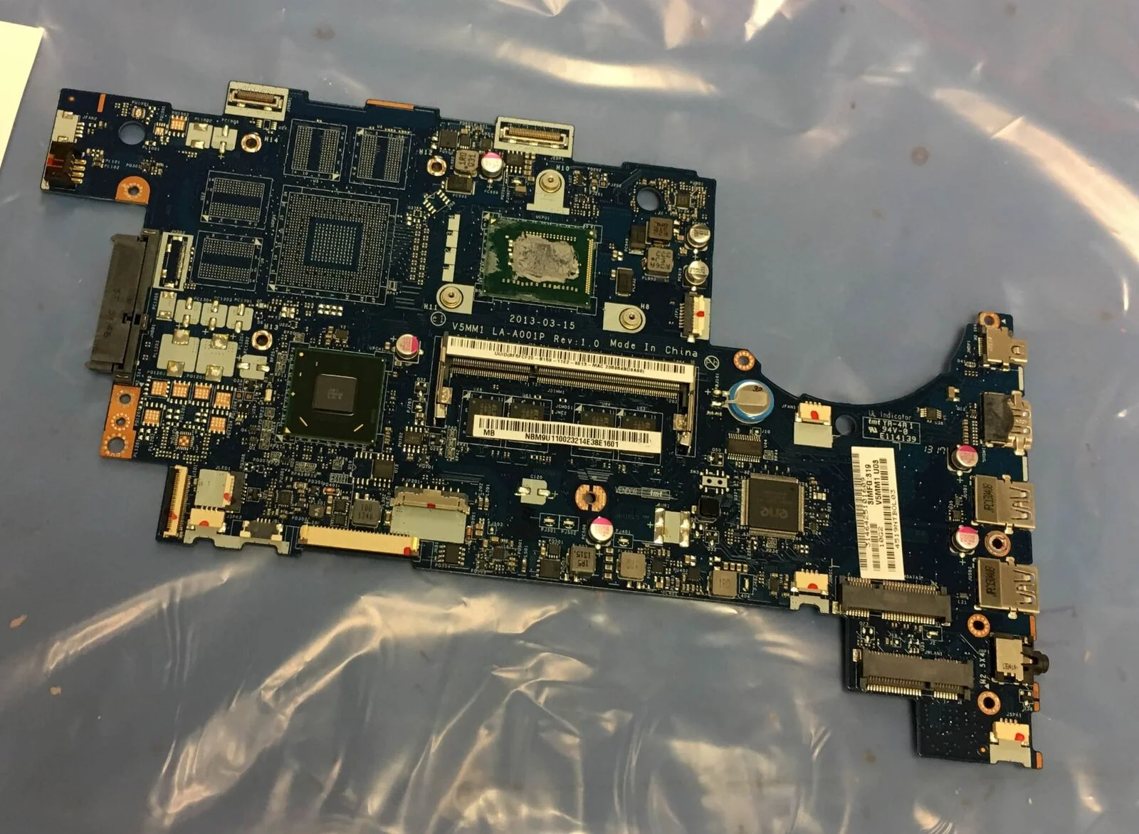 Main Acer Aspire R7-571 R7-571G