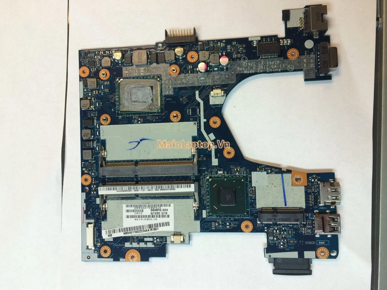 Main Acer One 756