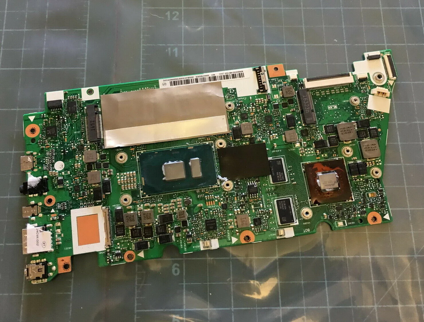 Main Asus UX430 UX430UA