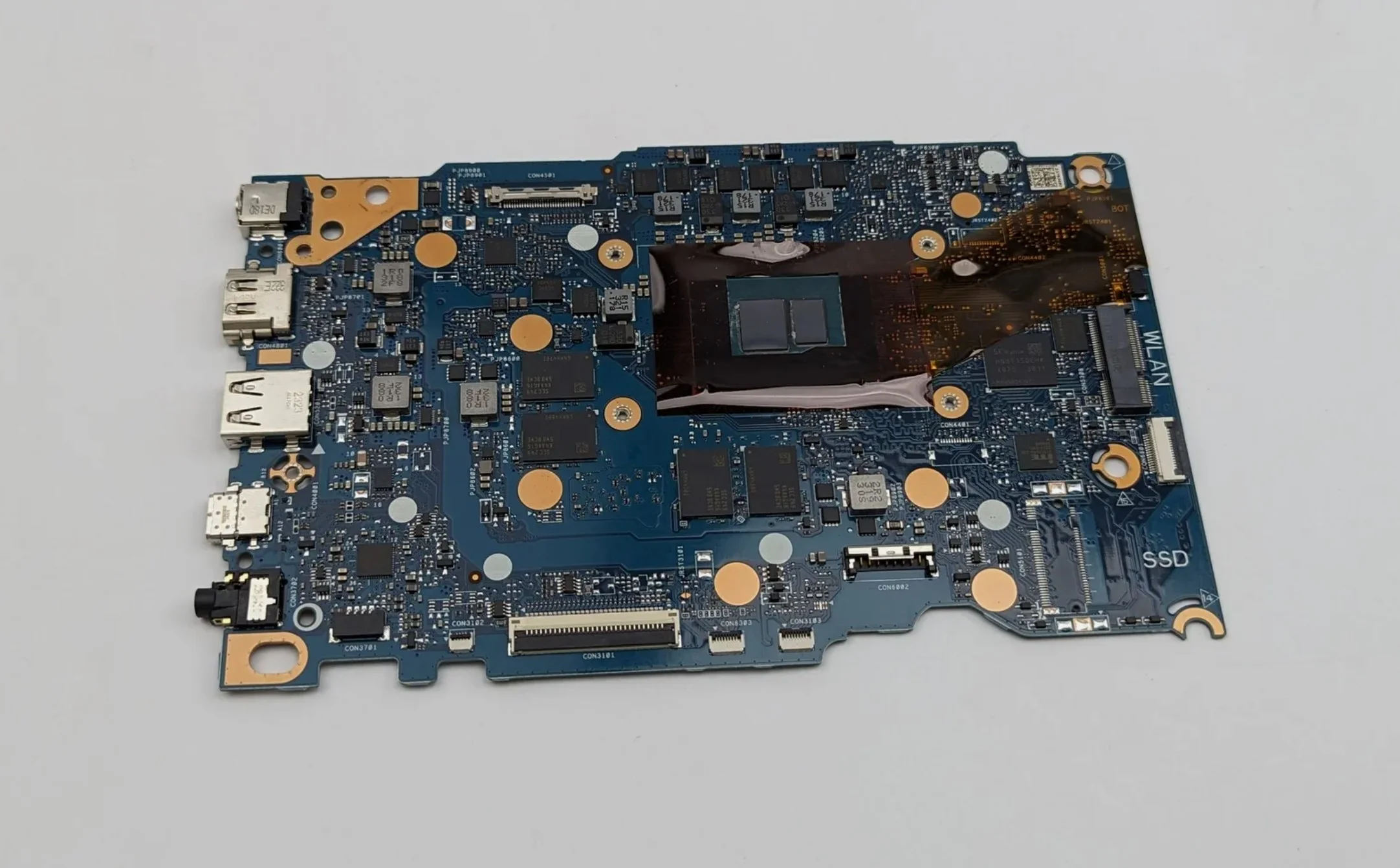 Main Asus Vivobook Go 15 E1504FA-NJ454W