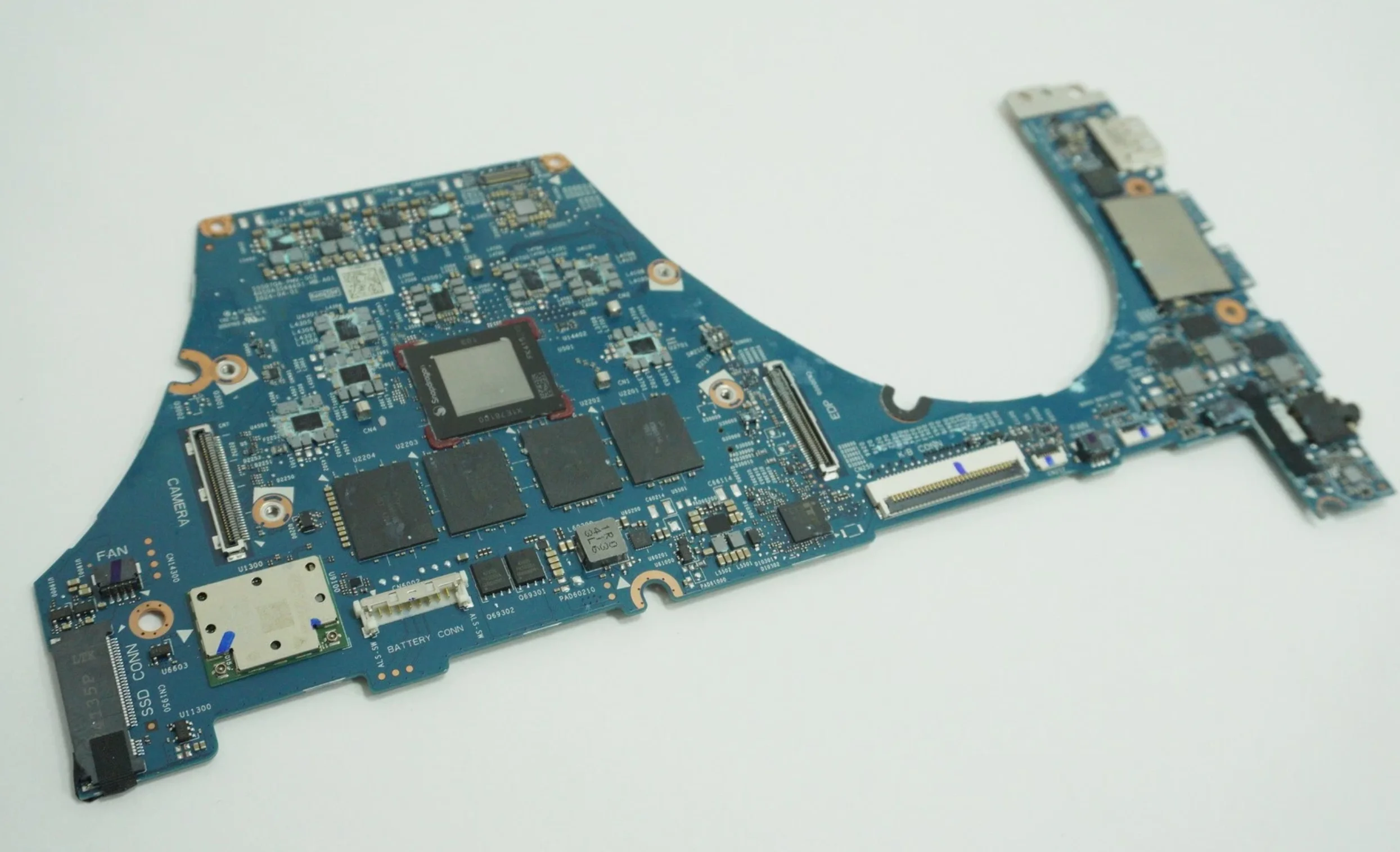Main Asus Vivobook S 15 OLED S5507QA