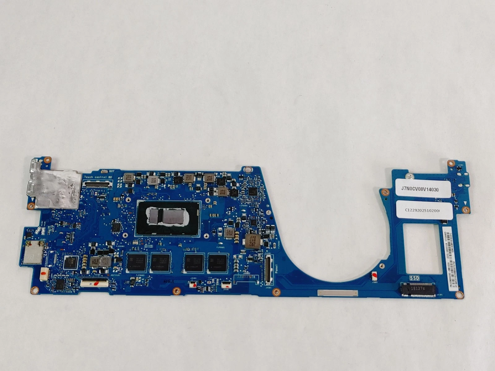 Main Asus Zenbook UX391UA