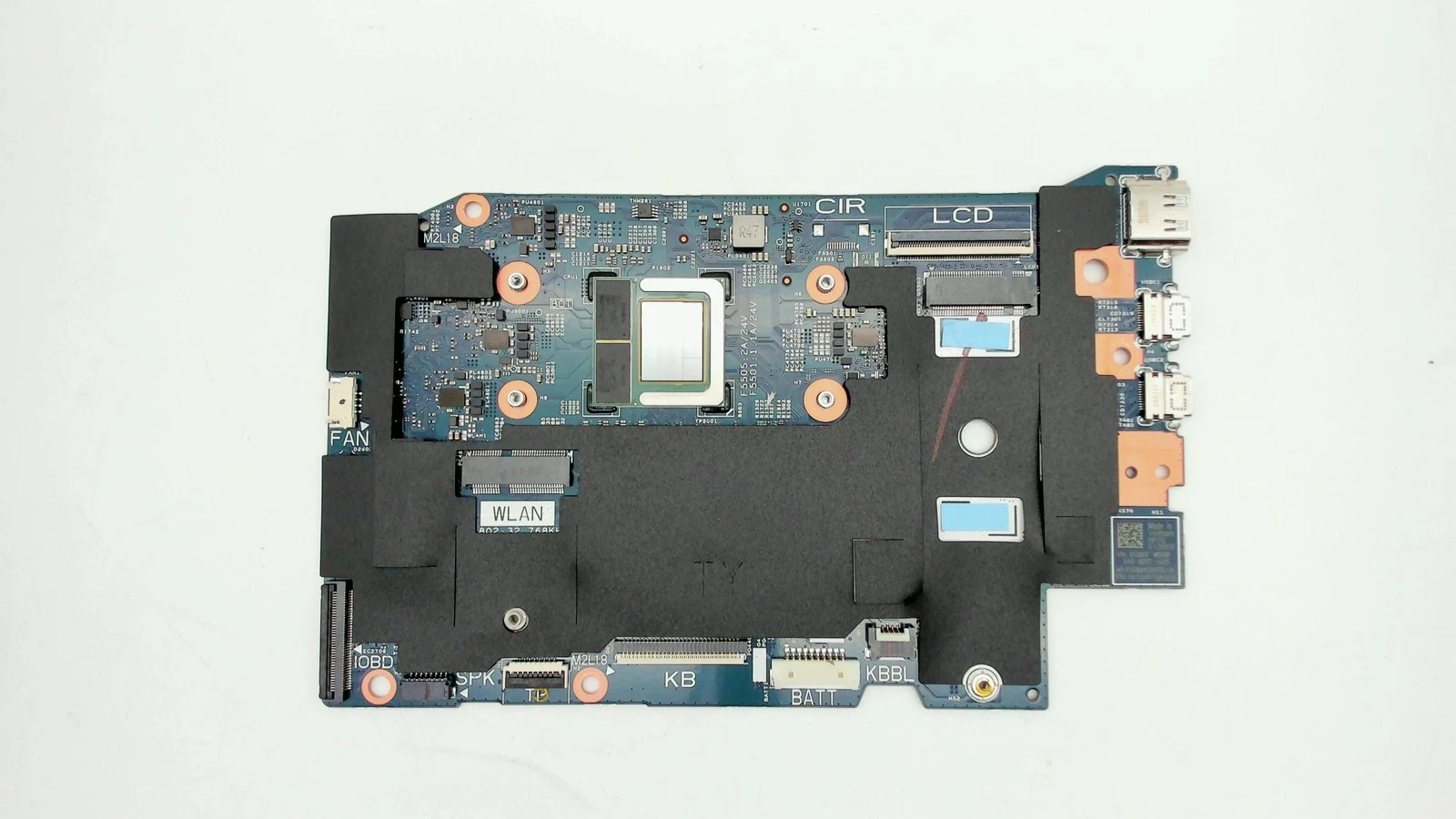 Main Dell 16 Plus 2-in-1 DB06250