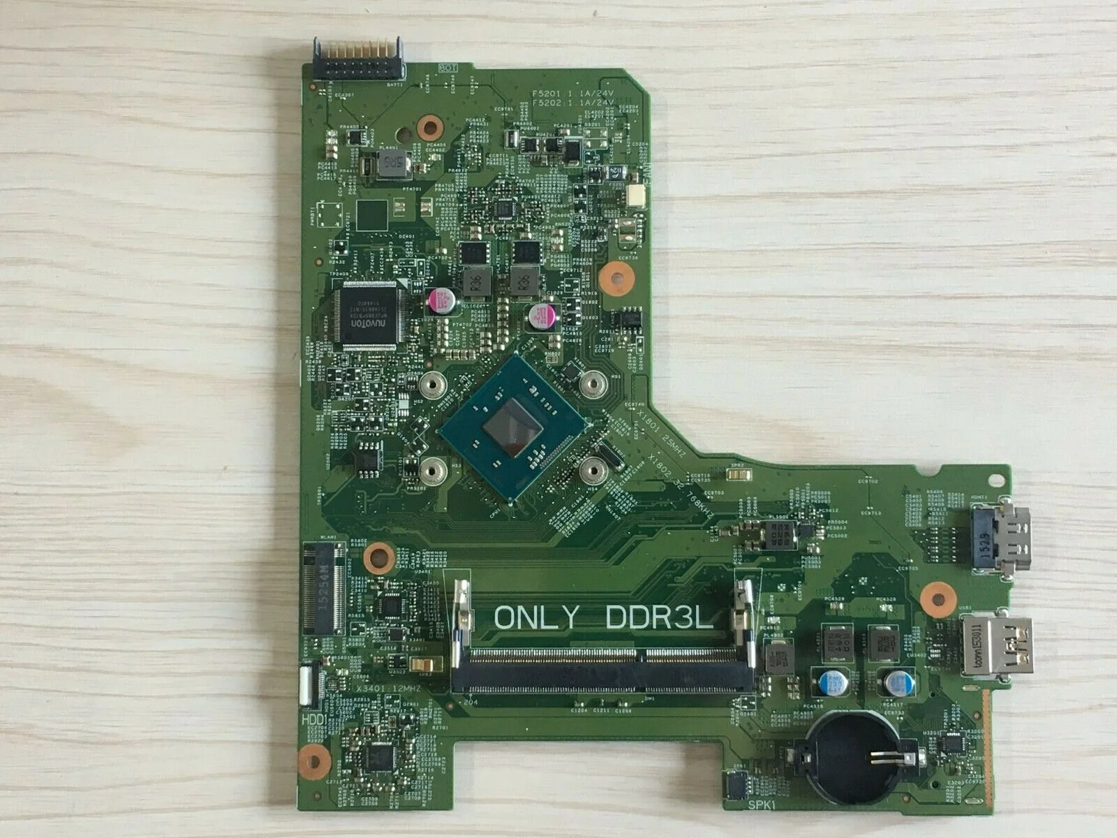 Main Dell 3452