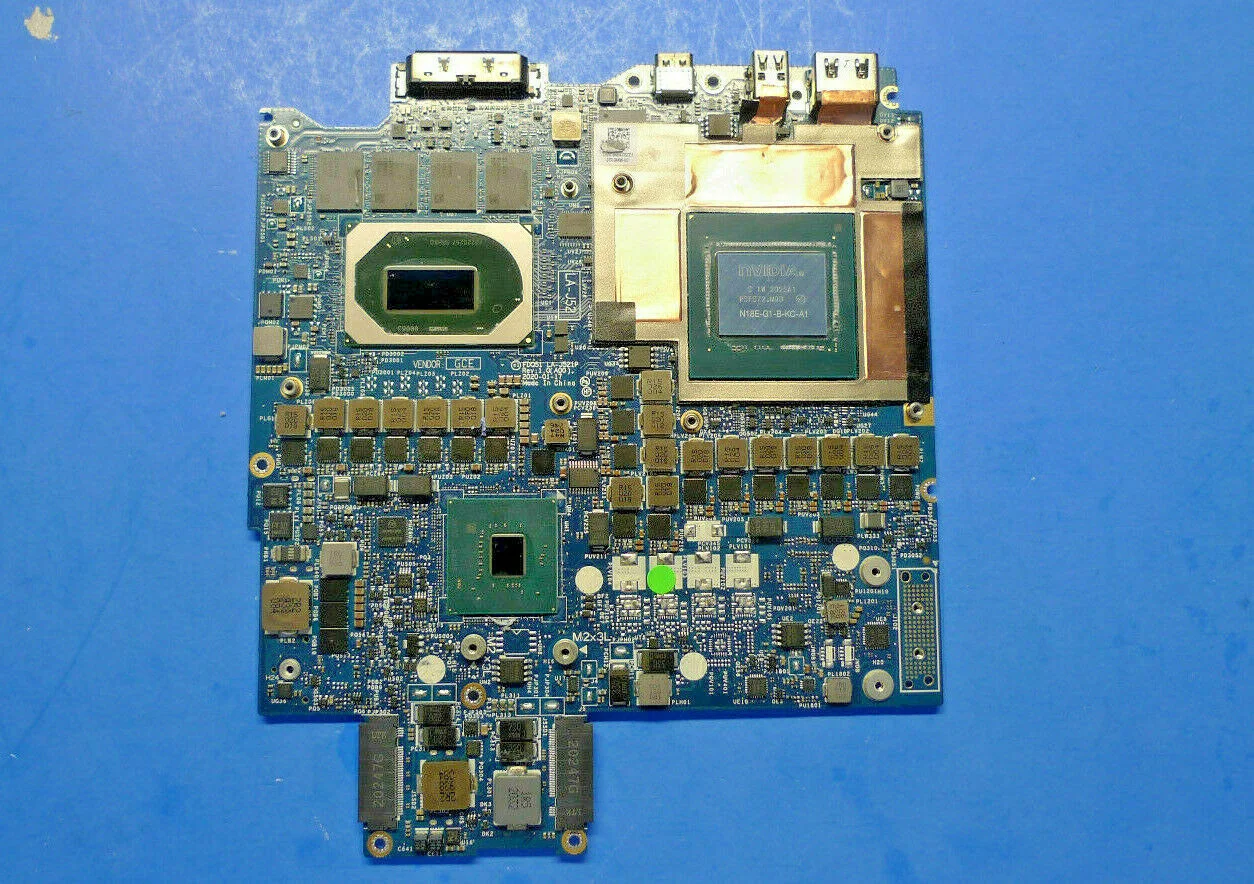 Main Dell Alienware m15 R3