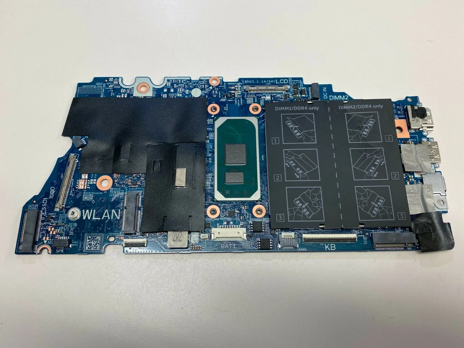 Main Dell Inspiron 15 5501