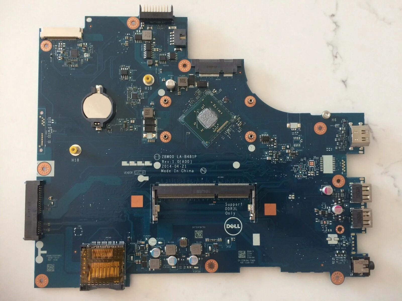 Main Dell Inspiron 3531