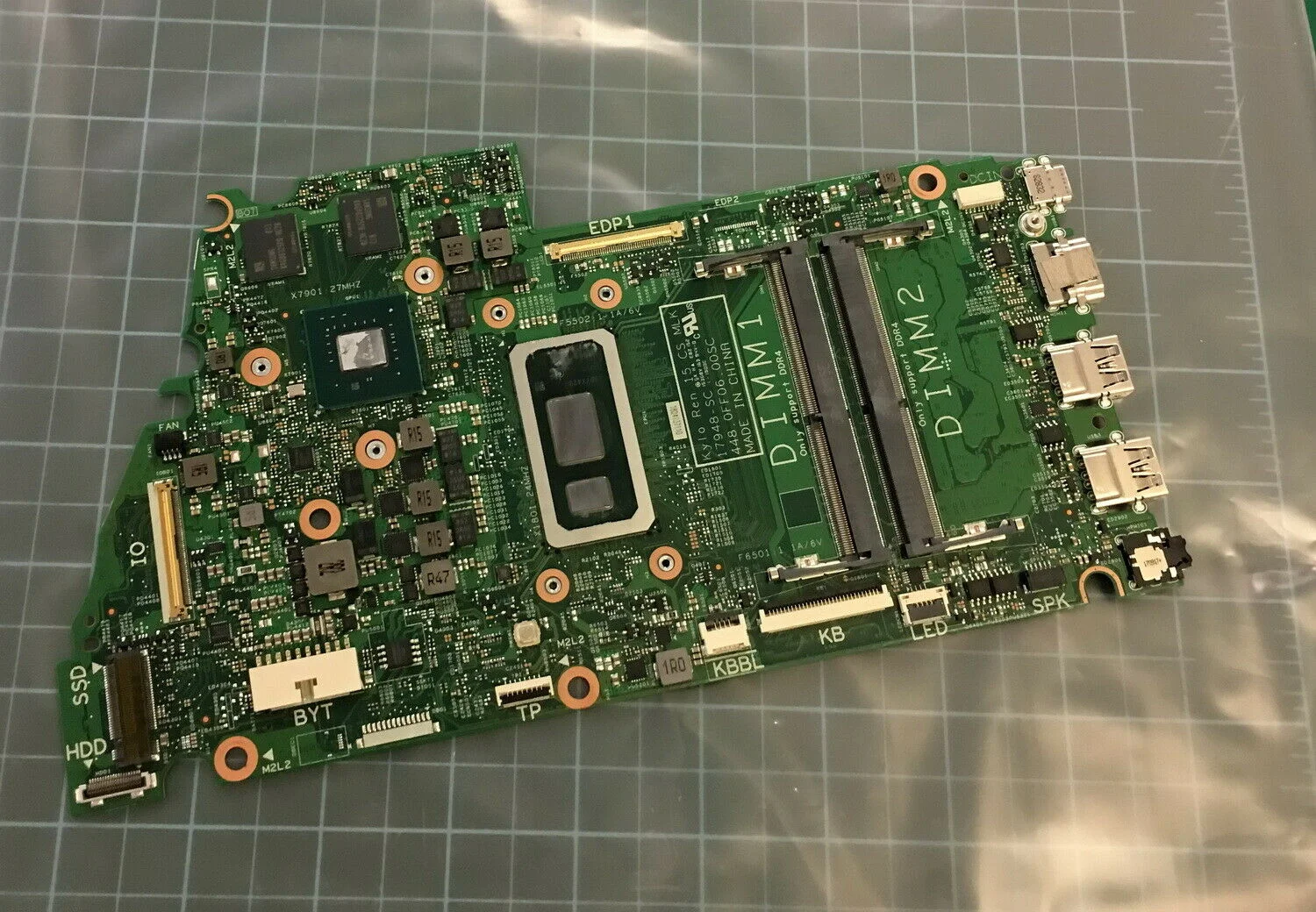 Main Dell Inspiron 7580