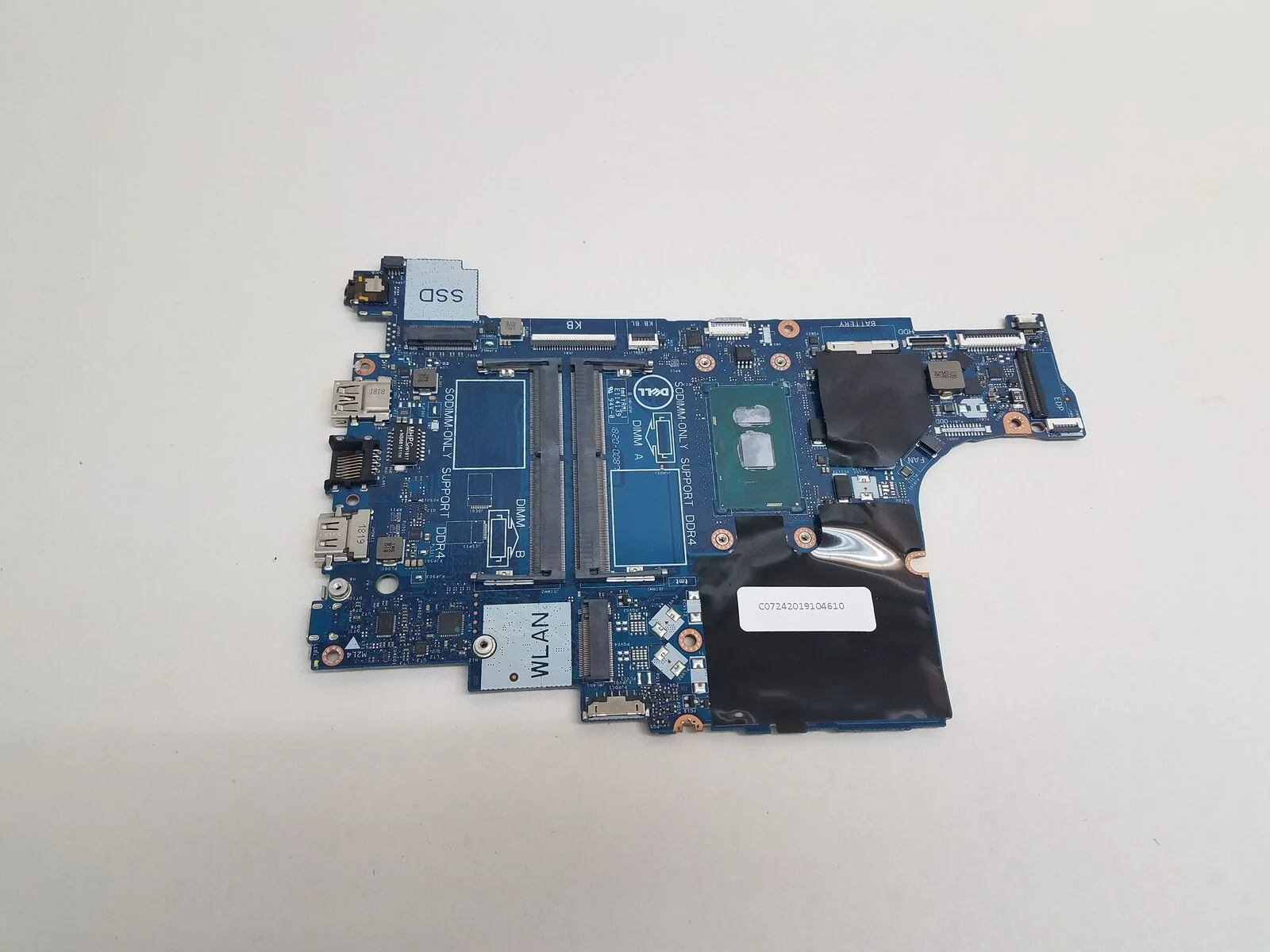Main Dell Latitude 3590