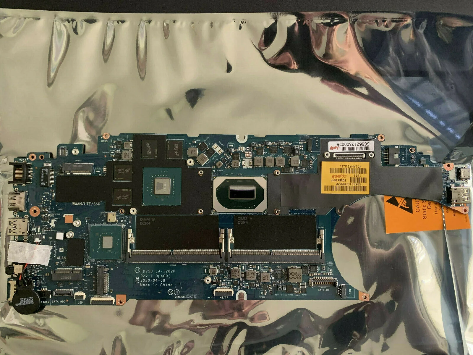 Main Dell Precision 3551