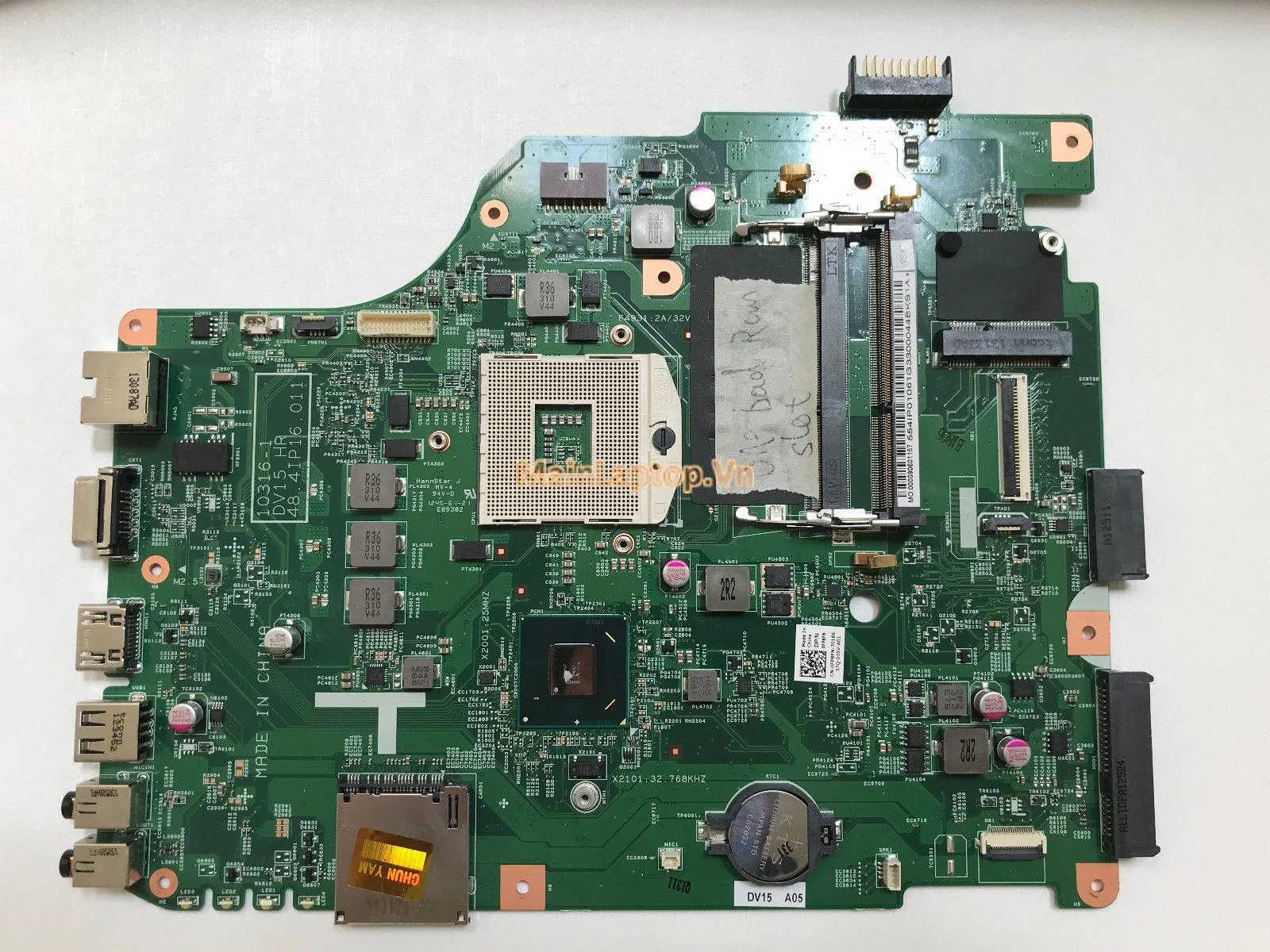 Main Dell Vostro 1550