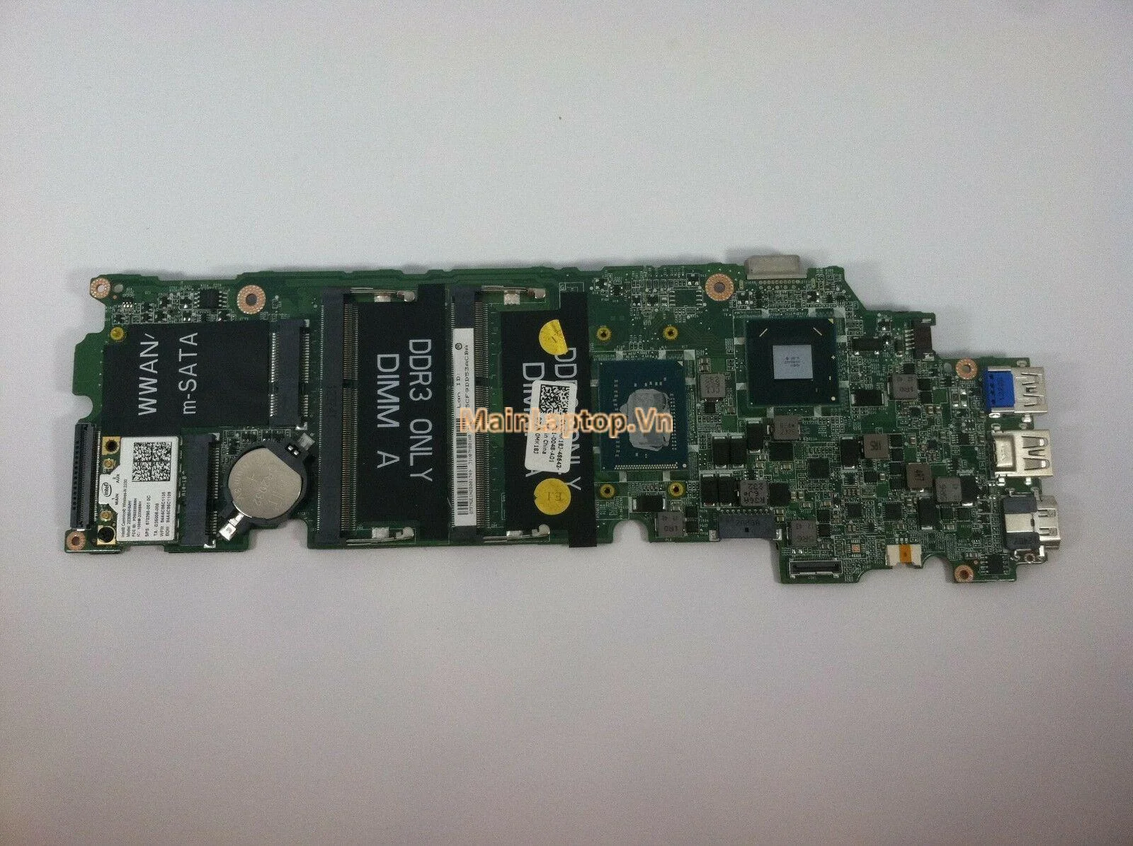 Main Dell Vostro 3360