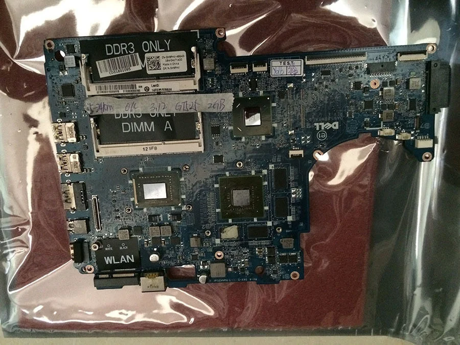 Main Dell XPS 15z L511z