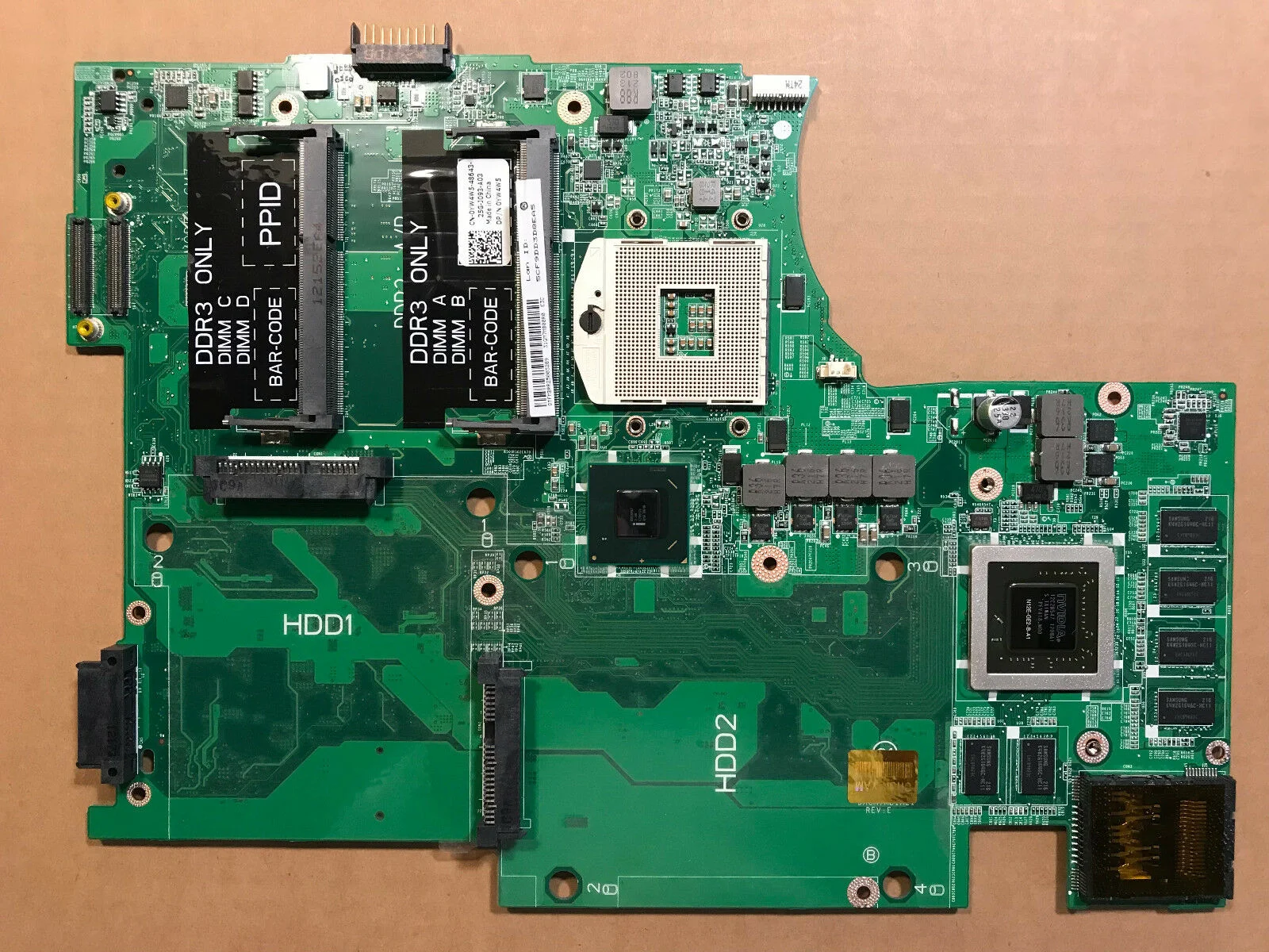 Main Dell XPS L702X