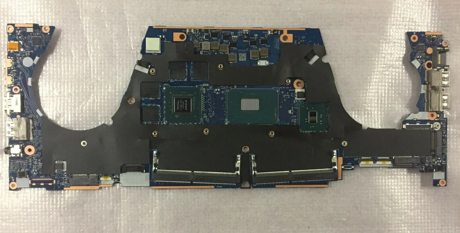 main-hp-zbook-15-studio-g4#9769