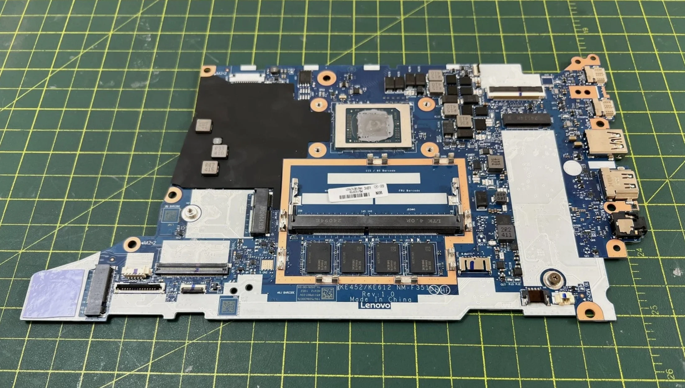 Main Lenovo ThinkPad E16 Gen 1