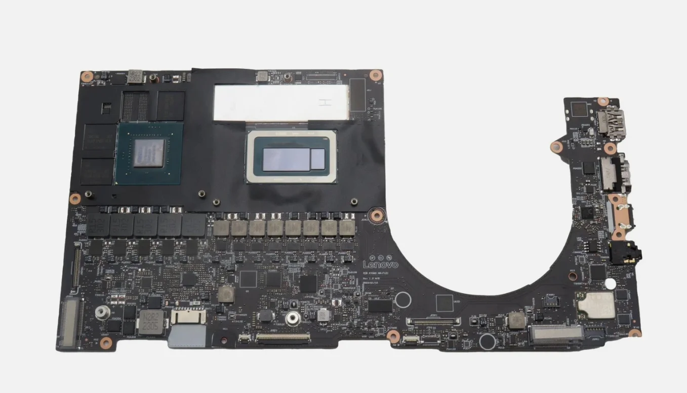 Main Lenovo Yoga Pro 9 16IRP8