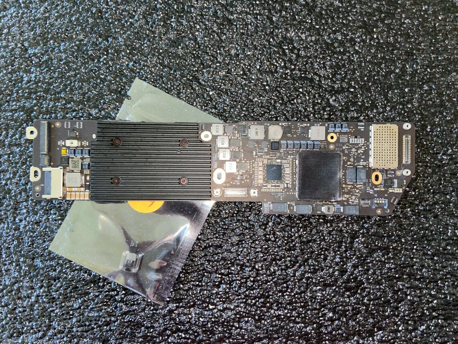 Main Macbook Air 13 A2179