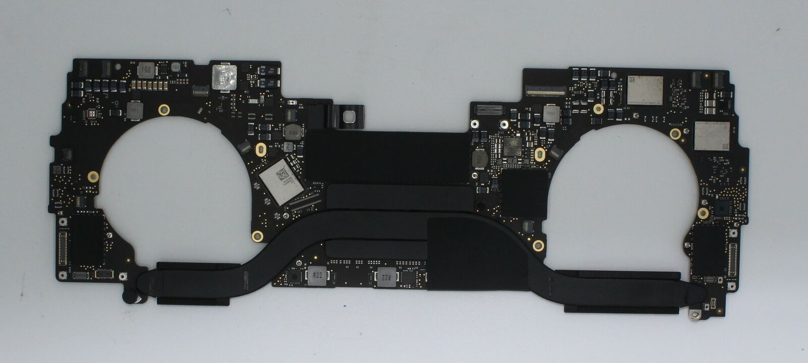 Main Macbook Pro 13" A2251