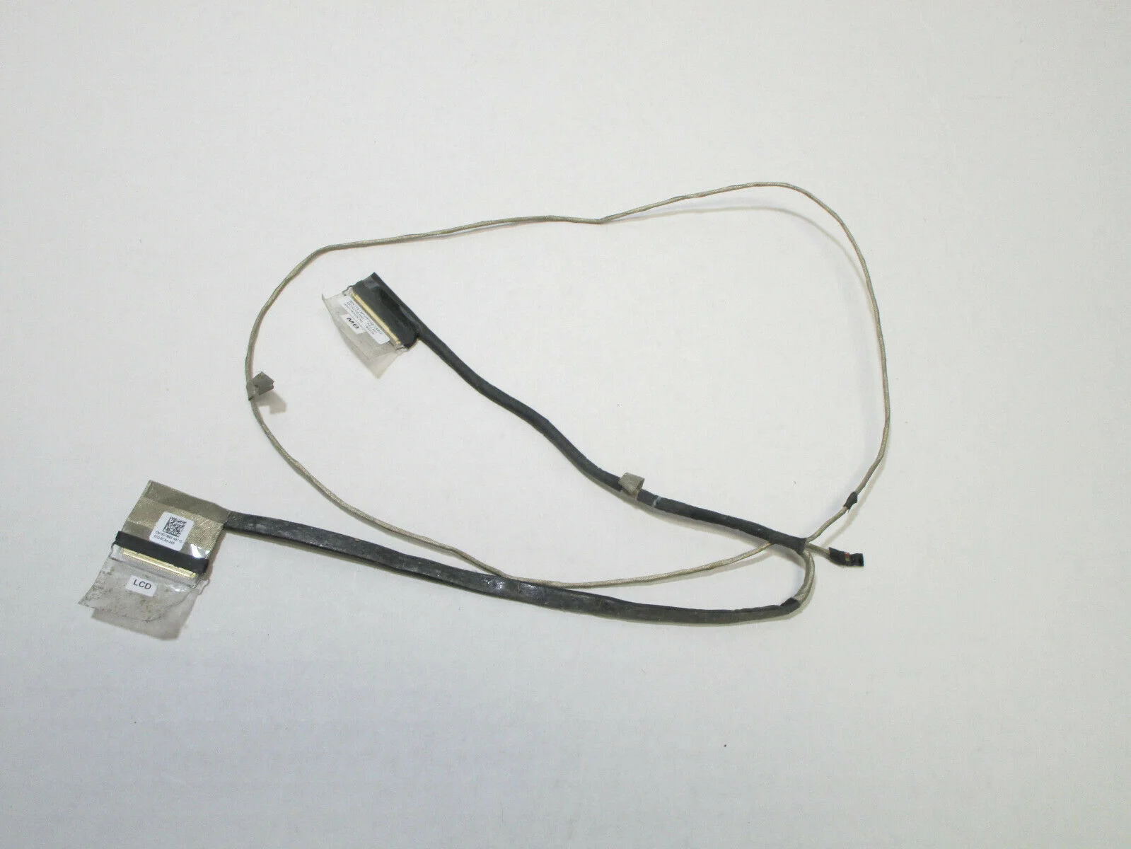 Thay Cáp Màn Hình Laptop Dell Inspiron 5584