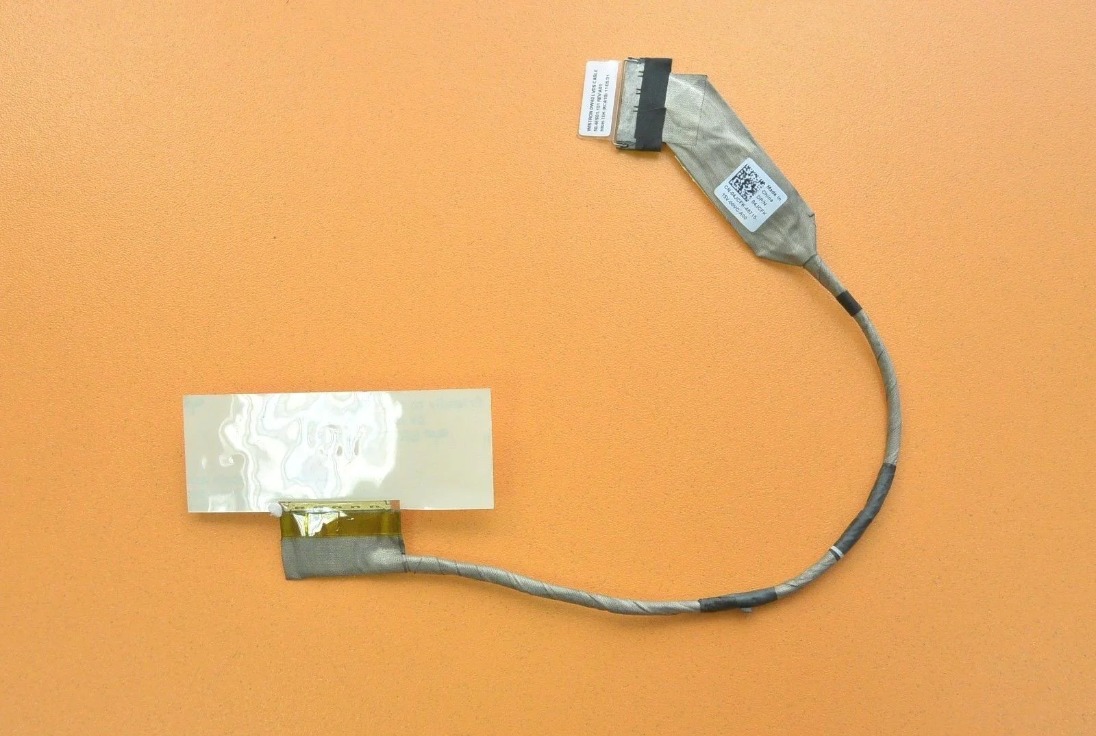 Thay Cáp Màn Hình Laptop Dell Vostro 3400