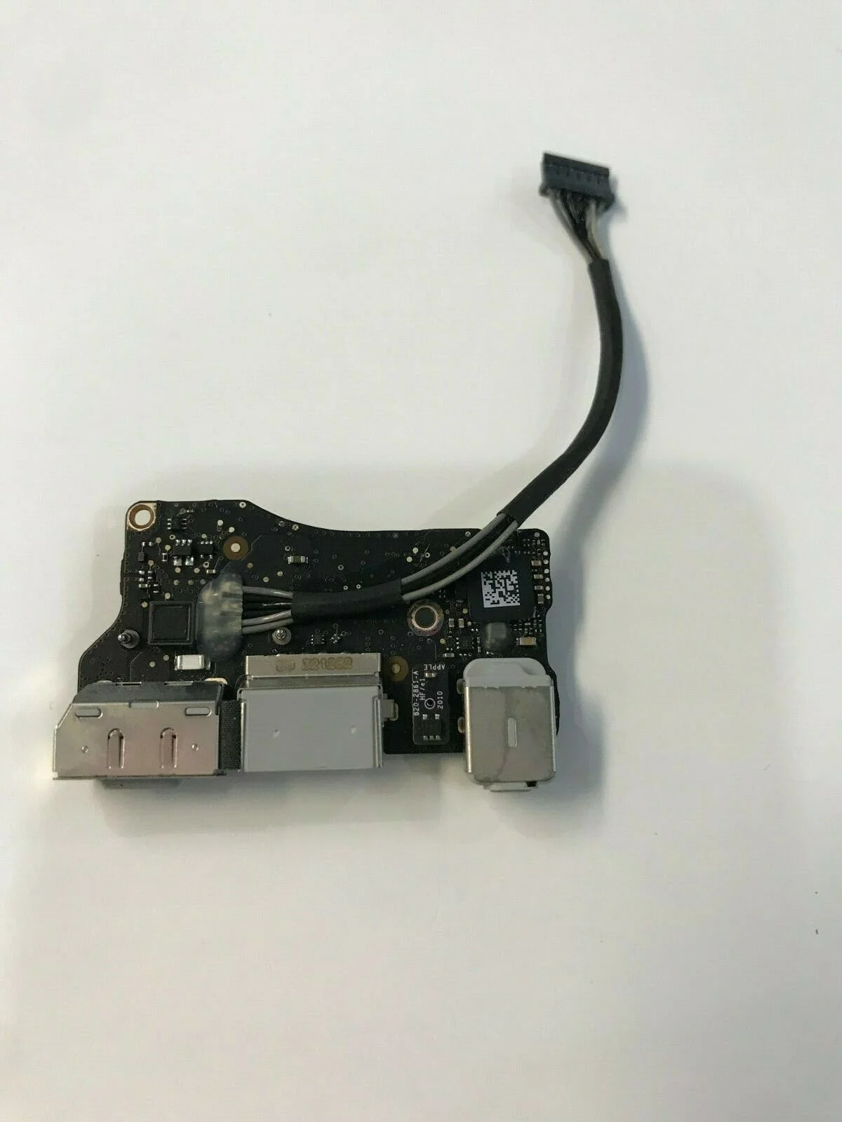 Thay Jack Nguồn Apple Macbook Air A1369