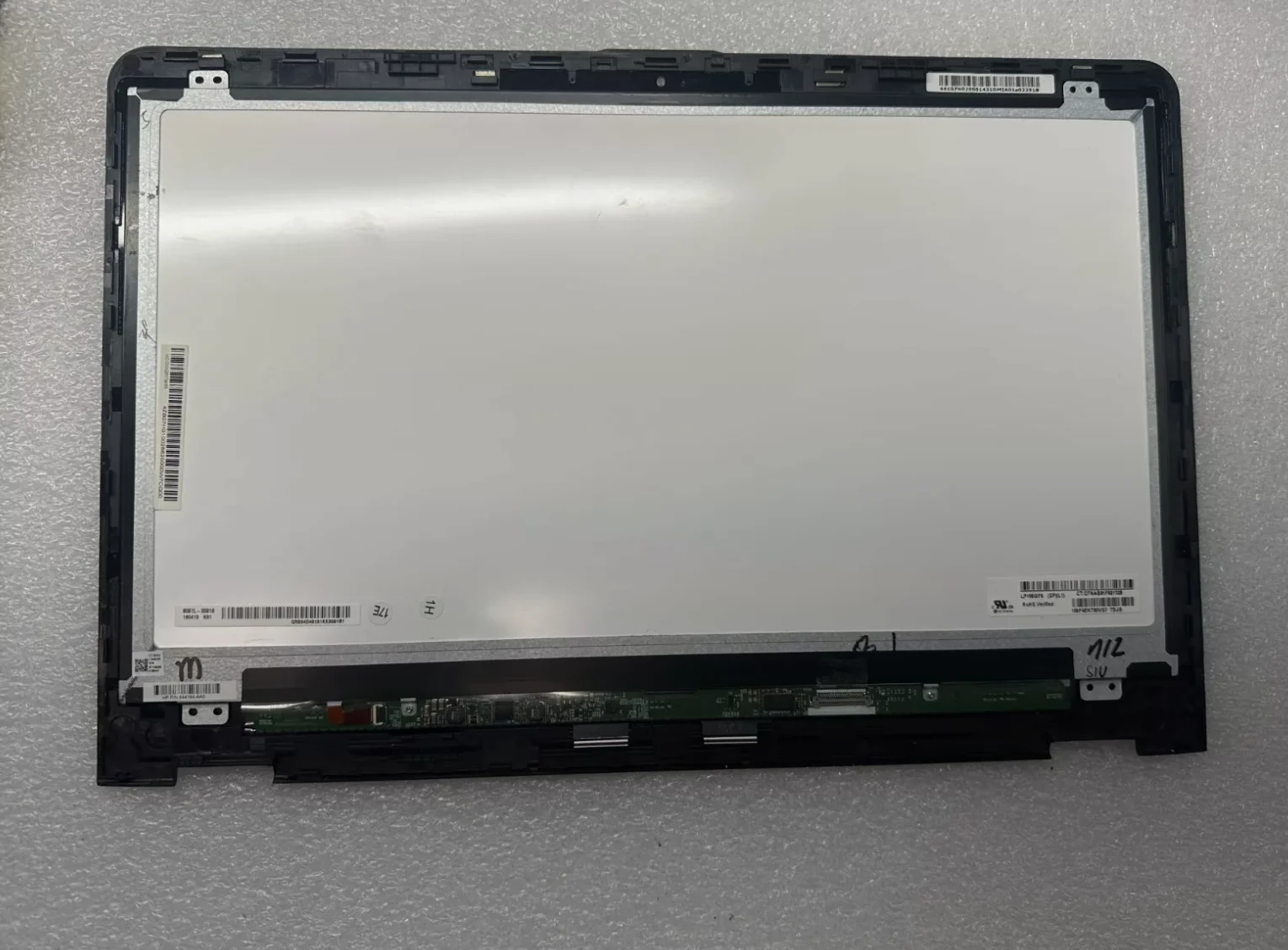 Thay Màn Hình Laptop HP Pavillion x360 15-CR