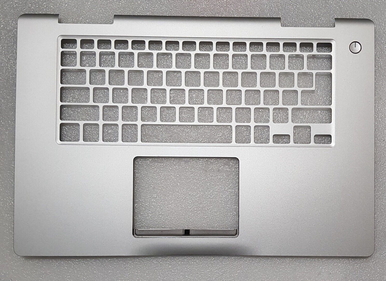 Thay vỏ Laptop Dell Inspiron 7570