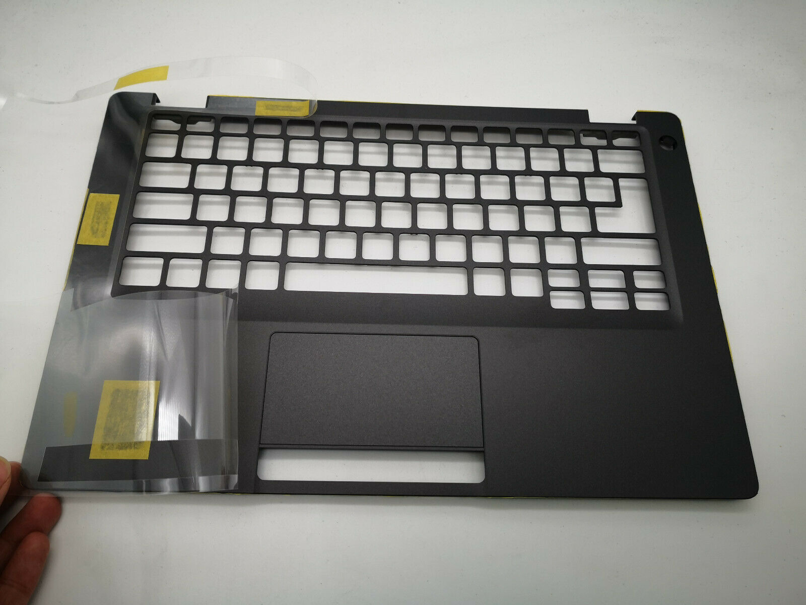 Thay vỏ Laptop Dell Latitude 5400