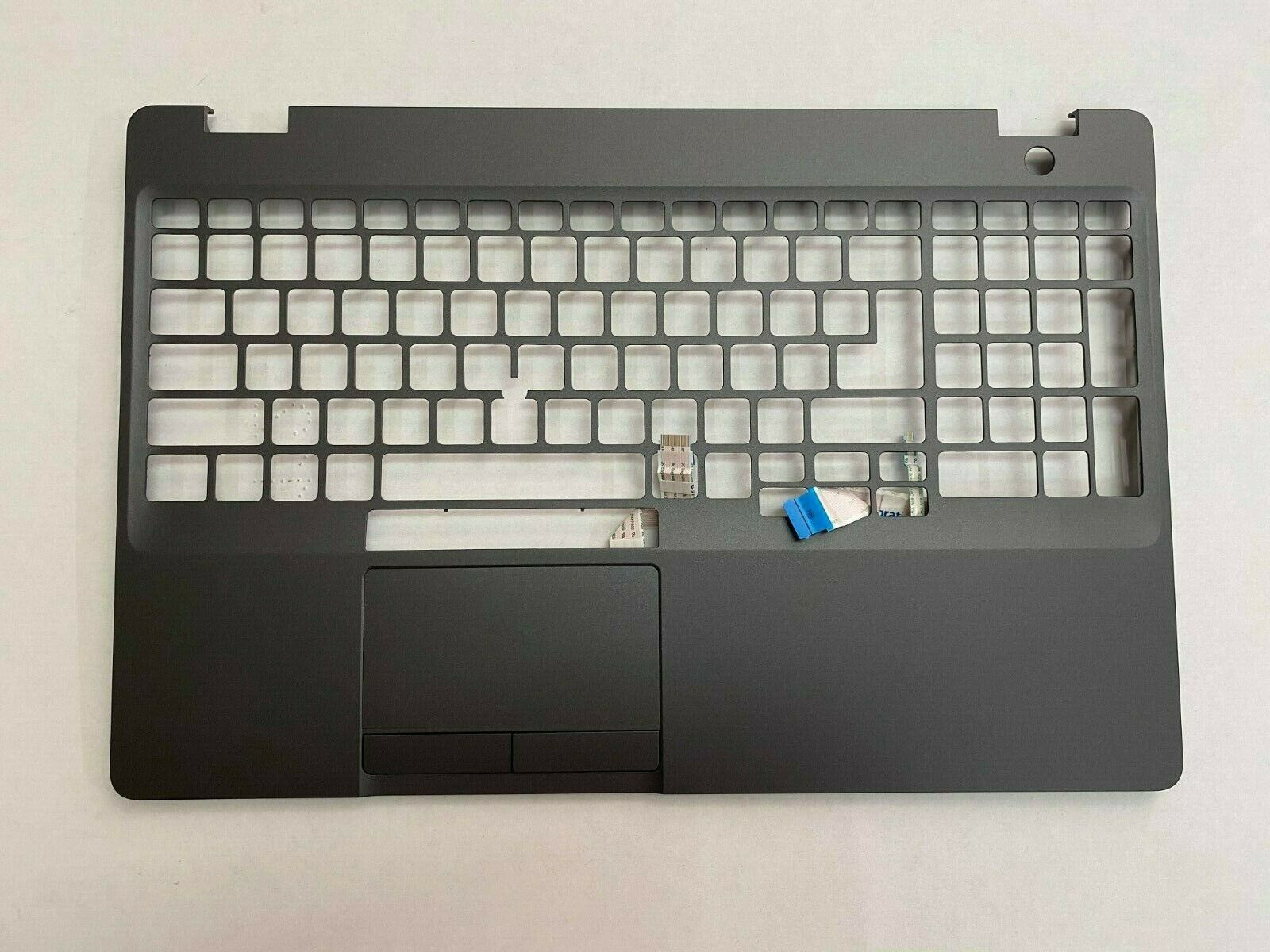 Thay vỏ Laptop Dell Latitude 5501
