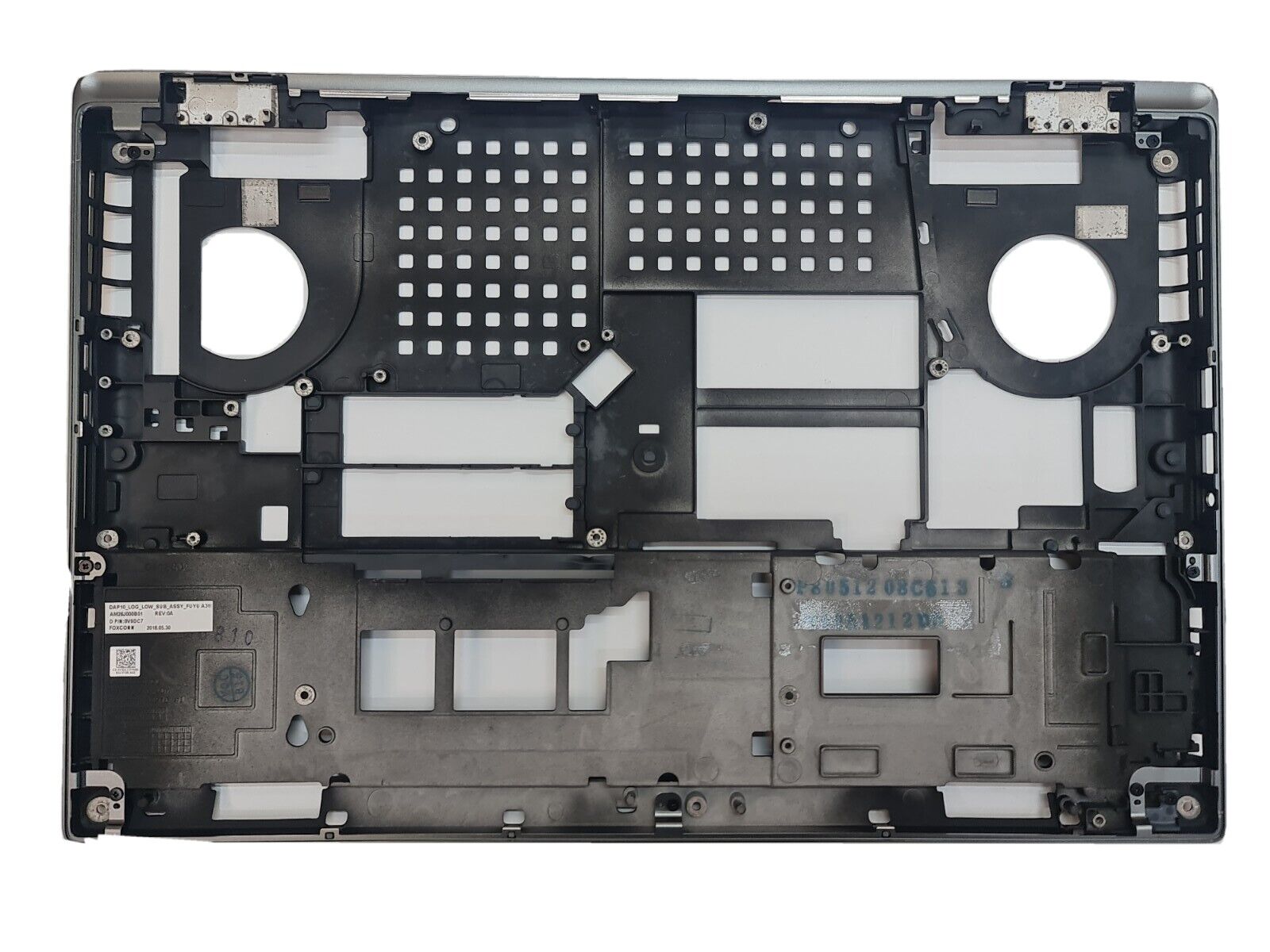 Thay vỏ Laptop Dell Precision 7530