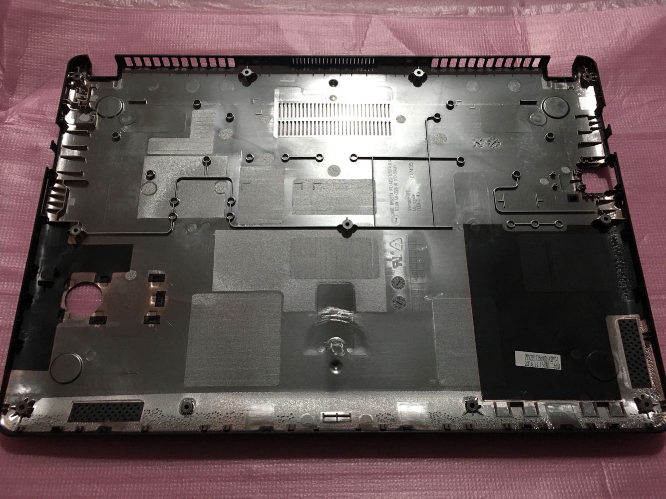 Thay vỏ Laptop Dell Vostro 5460 5470 5480